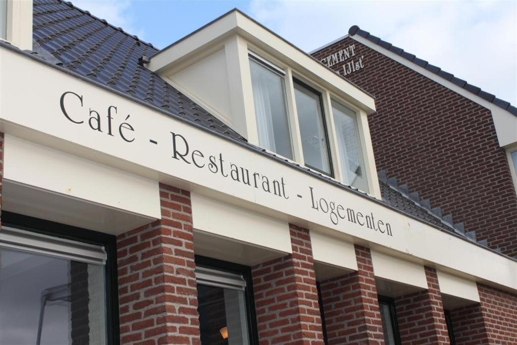 Stadsherberg 'Het Wapen Van Ijlst' Exterior photo