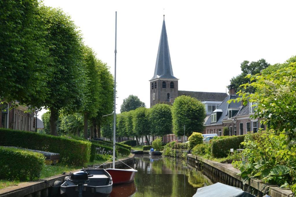 Stadsherberg 'Het Wapen Van Ijlst' Exterior photo