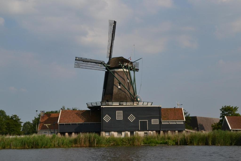 Stadsherberg 'Het Wapen Van Ijlst' Exterior photo